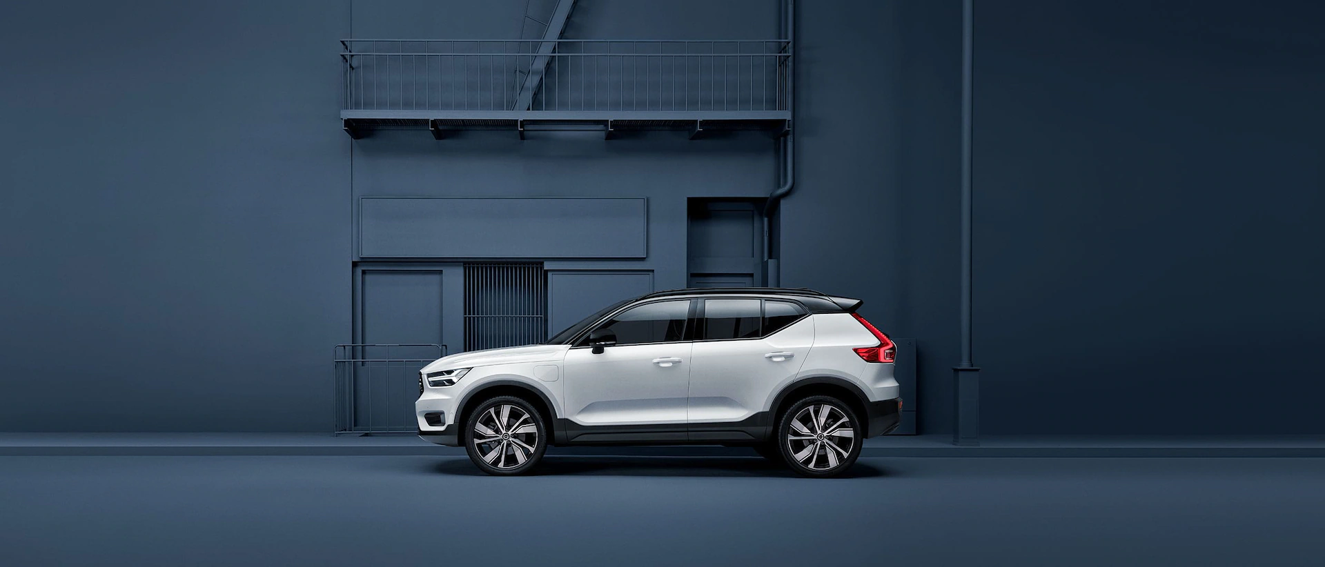 2022 Volvo XC40 Recharge pulg-in hybrid