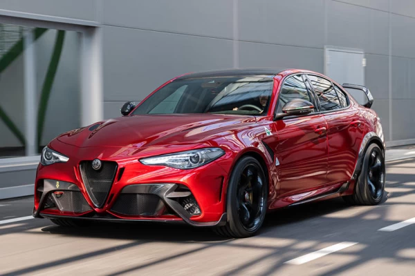 Alfa Romeo zal 2023 ingaan met een sportwagen: