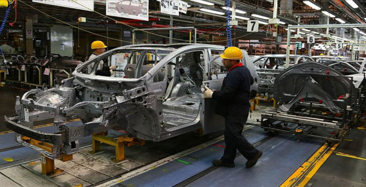 Toyota heeft de productie in zijn fabriek in Japan in het tweede kwartaal verlaagd: