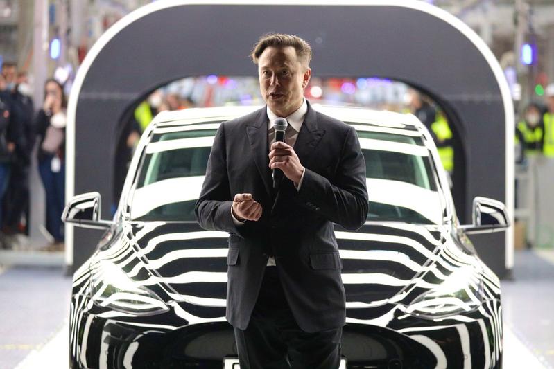 Volgens Elon Musk mogen klanten niet klagen over FSD: